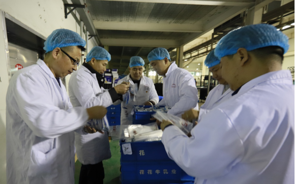 党员带头赴一线  助力春节保生产—B体育在线平台（中国）官网别样“生产突击队”助力车间生产