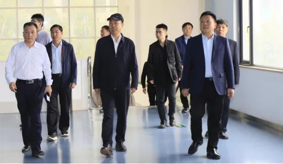 中国工程院院士任发政莅临B体育在线平台（中国）官网乳业集团调研指导工作