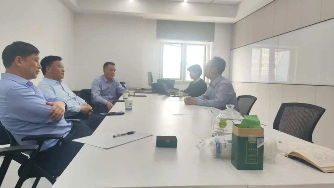 B体育在线平台（中国）官网乳业集团与中原食品实验室签订战略合作协议