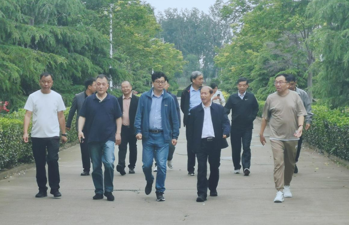 B体育在线平台（中国）官网丨河南农业大学党委副书记、校长介晓磊一行莅临B体育在线平台（中国）官网河南瑞亚参观调研