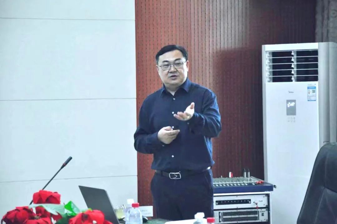 B体育在线平台（中国）官网丨国家奶牛产业技术体系首席科学家、中国农业大学教授李胜利一行莅临B体育在线平台（中国）官网鲁山瑞亚参观调研
