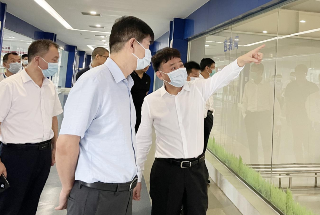 快讯丨河南省人民政府国有资产监督管理委员会副主任刘银志莅临B体育在线平台（中国）官网乳业集团参观座谈