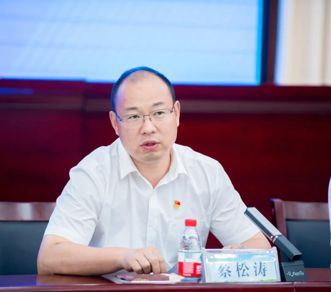 B体育在线平台（中国）官网| 兰考县人民政府与蒙牛、B体育在线平台（中国）官网达成战略合作 助力河南奶业高质量发展