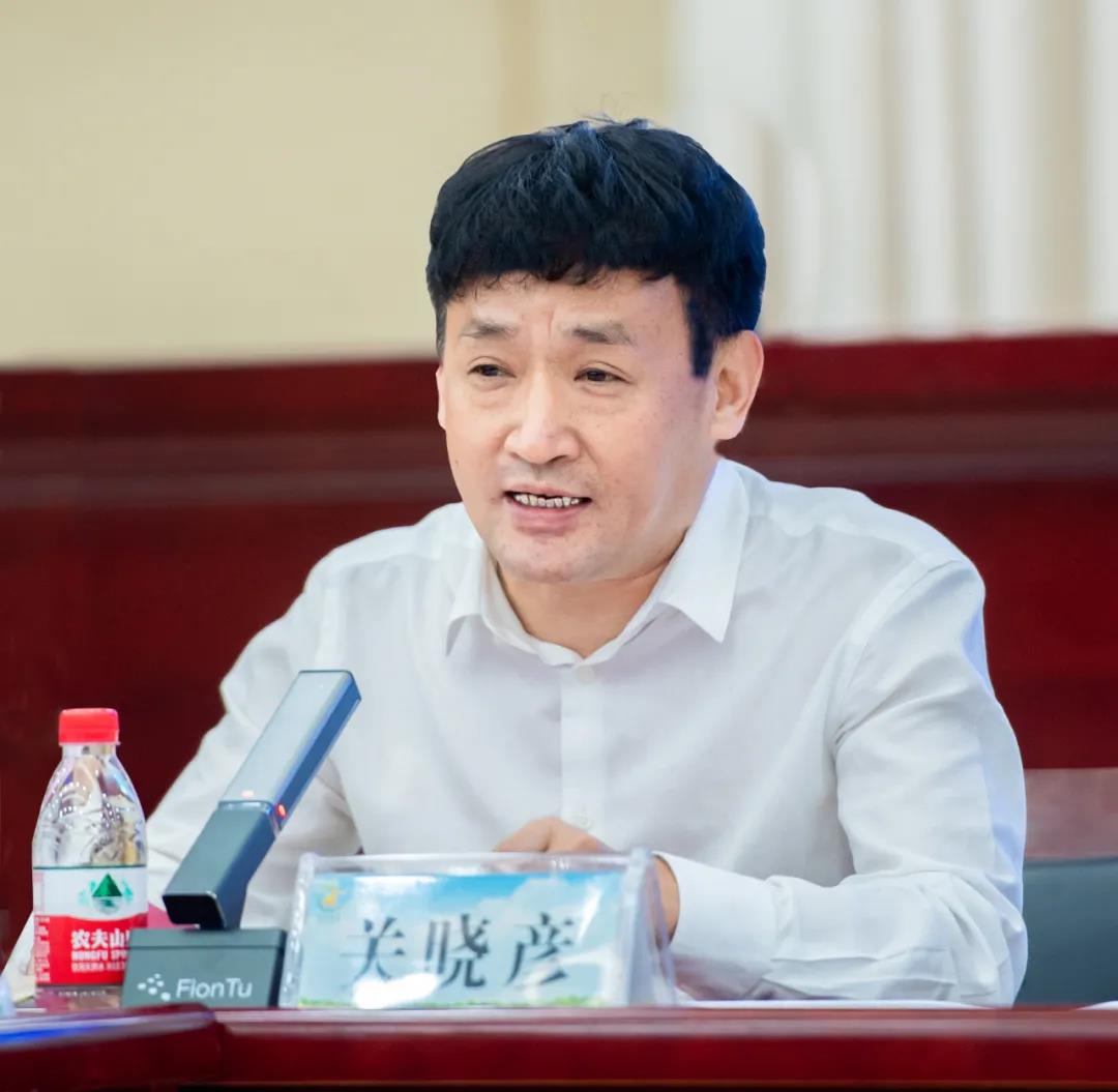B体育在线平台（中国）官网| 兰考县人民政府与蒙牛、B体育在线平台（中国）官网达成战略合作 助力河南奶业高质量发展