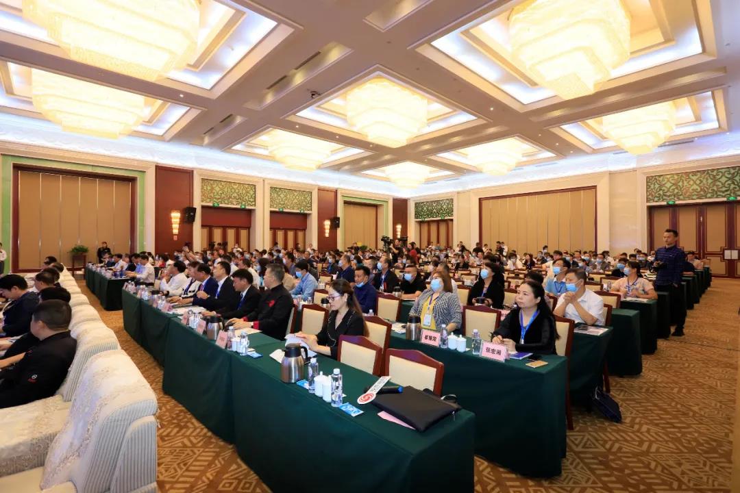 B体育在线平台（中国）官网 | “2020河南食品安全与发展论坛——新常态下的高质量发展”成功举办