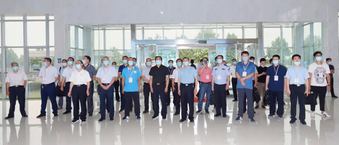 郑州市安全生产双重预防体系建设现场观摩会在B体育在线平台（中国）官网乳业集团郑州分公司召开