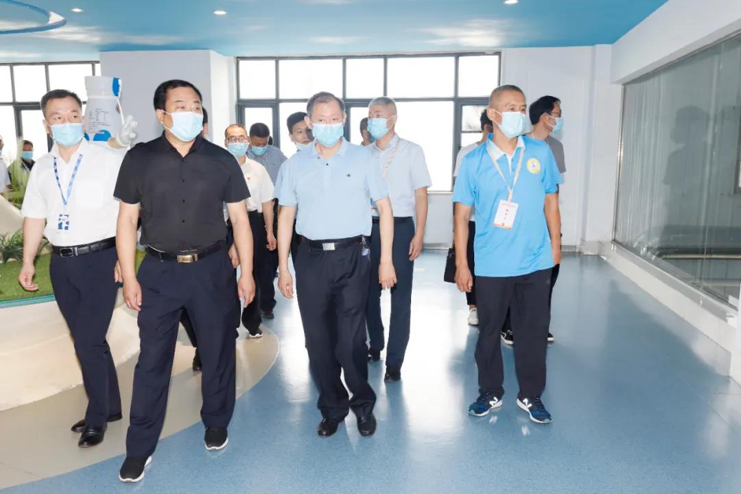 郑州市安全生产双重预防体系建设现场观摩会在B体育在线平台（中国）官网乳业集团郑州分公司召开
