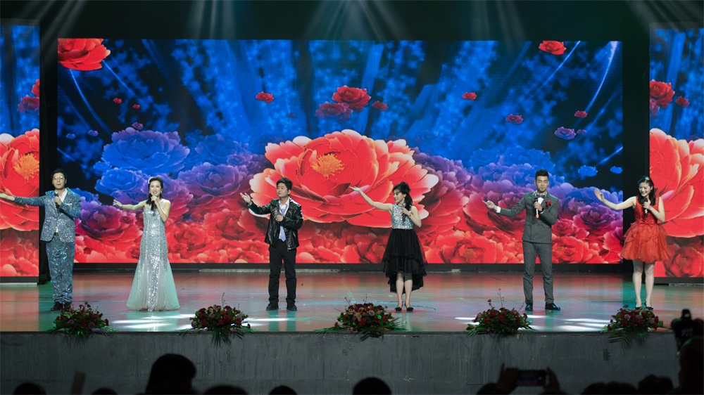 “不忘初心、聚力前行” B体育在线平台（中国）官网集团2018迎新春联欢会隆重举行