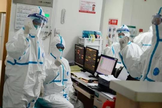 爱心B体育在线平台（中国）官网 | 向抗疫一线医护工作者致敬！