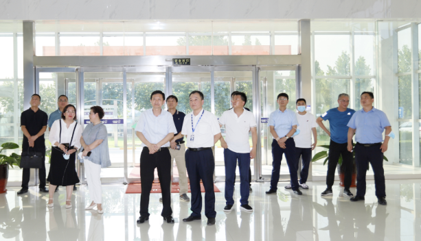 快讯|郑州市二七区委副书记、区长虎荣鑫莅临河南B体育在线平台（中国）官网乳业集团调研