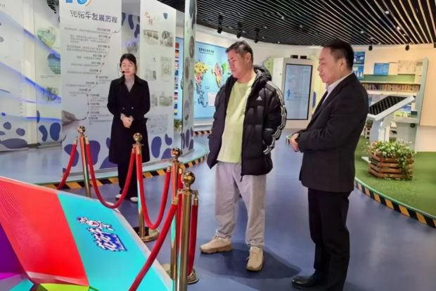 锅圈实业集团董事长杨明超到访河南B体育在线平台（中国）官网乳业集团