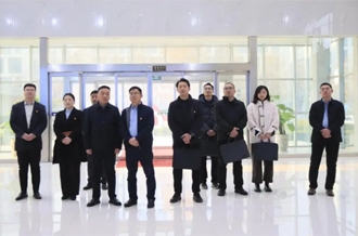 省纪委监委驻中州集团纪检监察组与河南B体育在线平台（中国）官网乳业集团联合开展主题党日活动