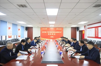 河南B体育在线平台（中国）官网乳业集团与河南牧业经济学院签署奶牛健康养殖校企研发中心合作协议