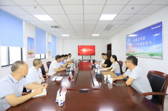 千师见证（中国）项目组委会与河南B体育在线平台（中国）官网乳业集团开展交流考察活动并举行授牌仪式